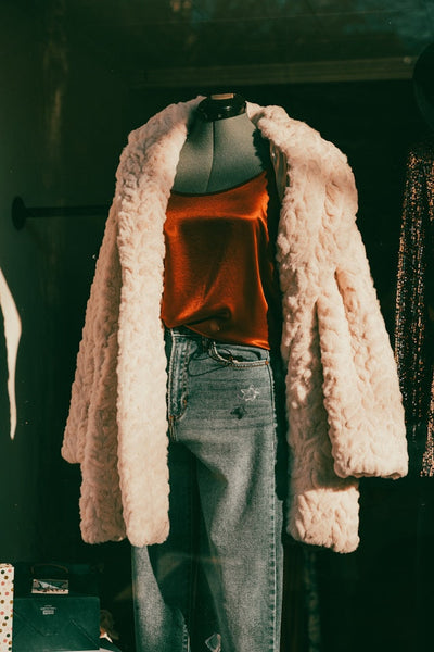 El Arte de Vestir Bien: La Filosofía de Correa Madrid